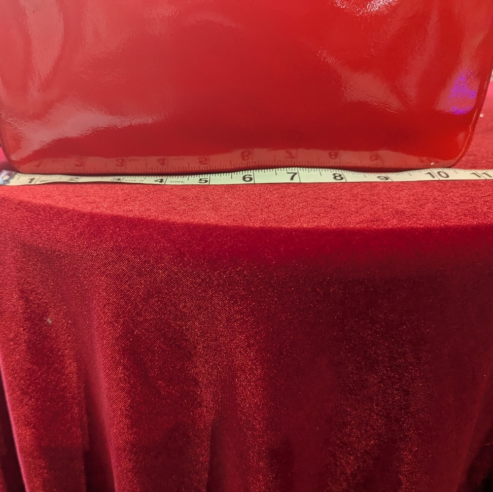 Kate Spade Patent Leather Bow Handbag in Gorgeous Red, Like NEW♦️ - Picture 7 of 16